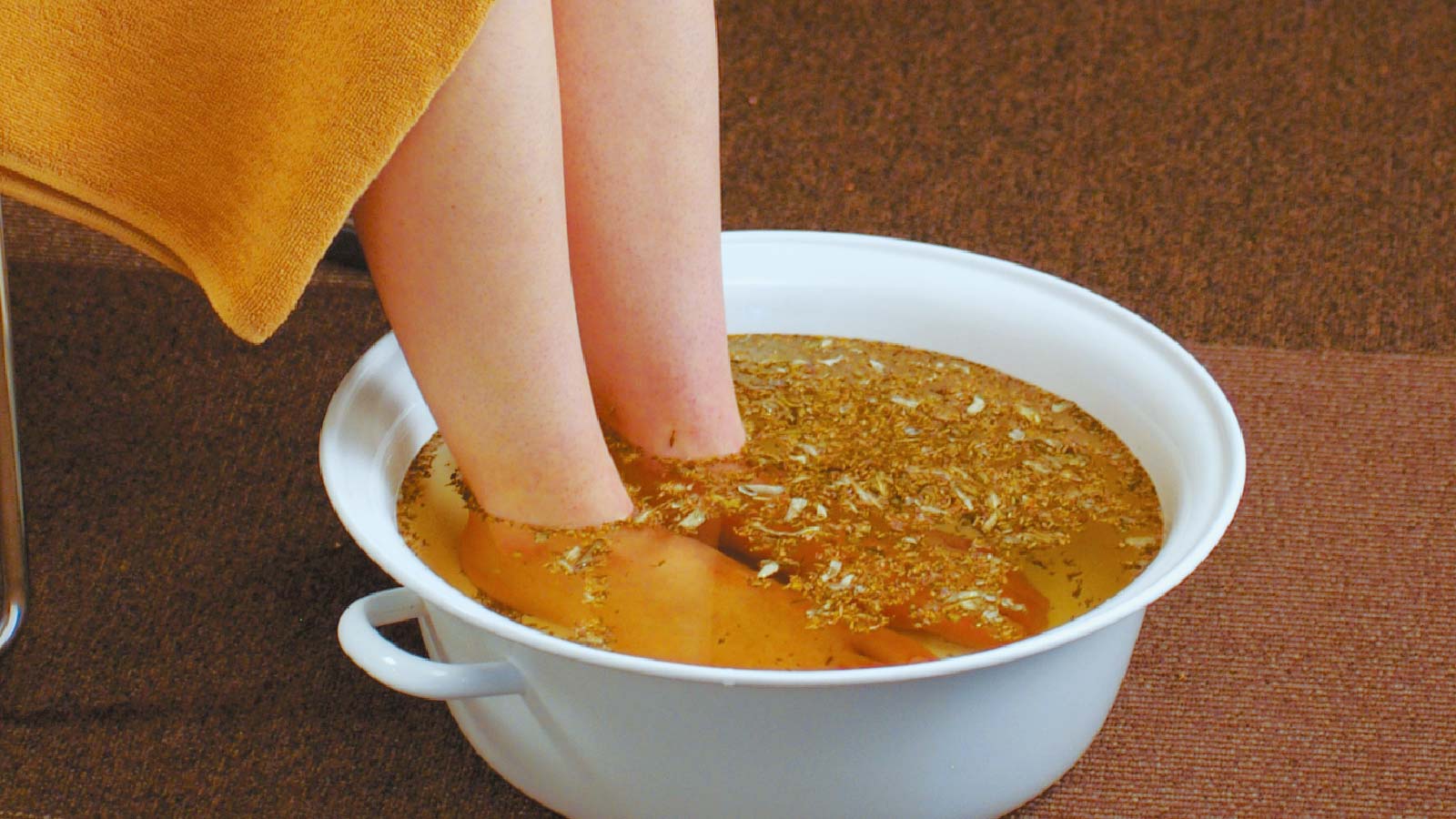 カモミールのフットバス